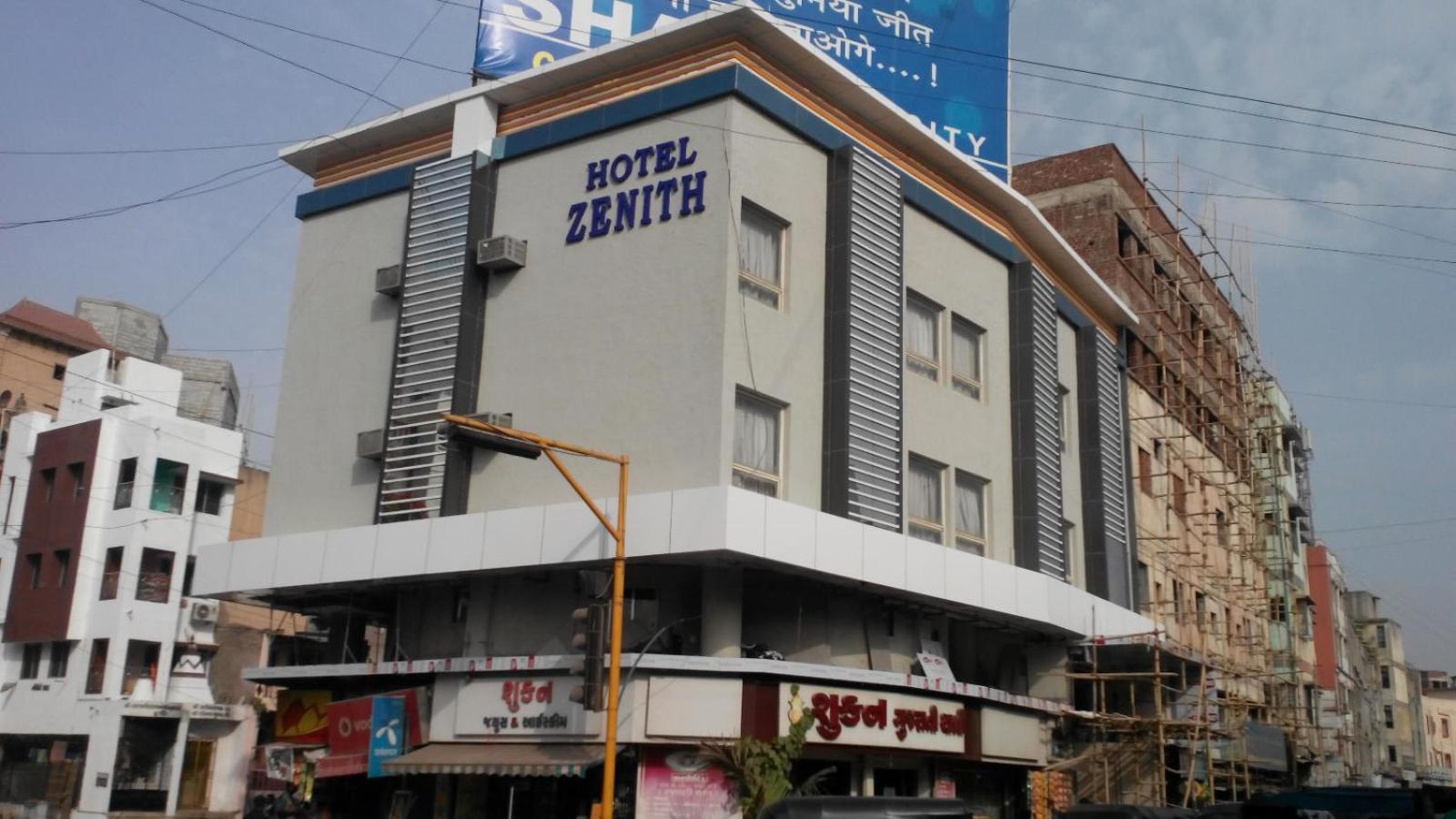 Hotel Zenith สุรัต ภายนอก รูปภาพ